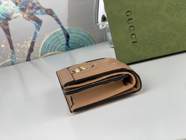 グッチ財布コピー側面デザイン